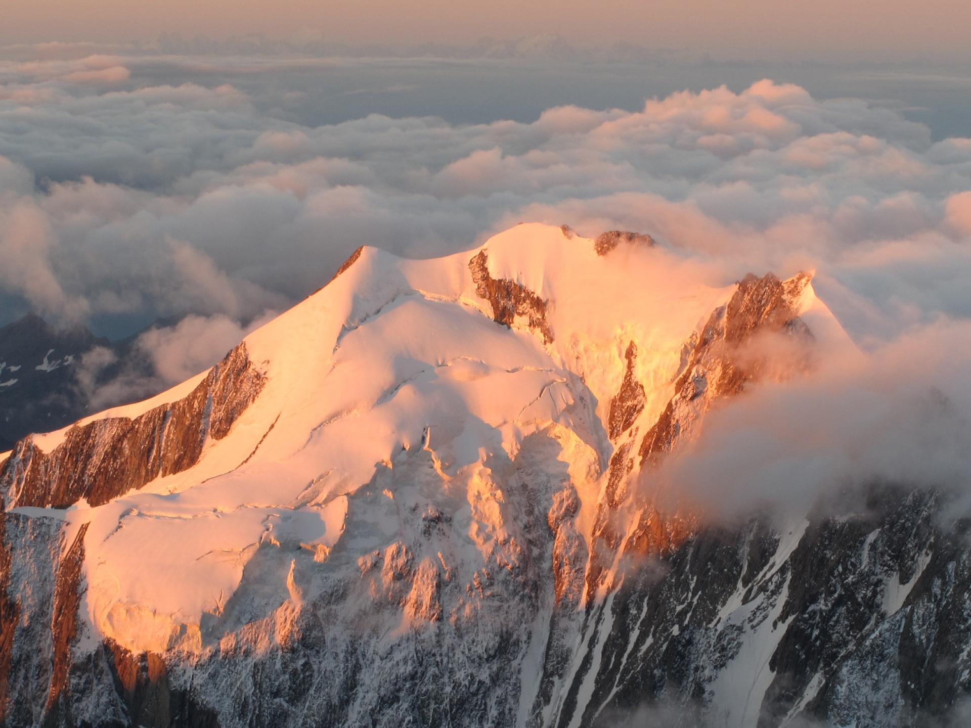 Climbing Mont Blanc - 3 days ascent