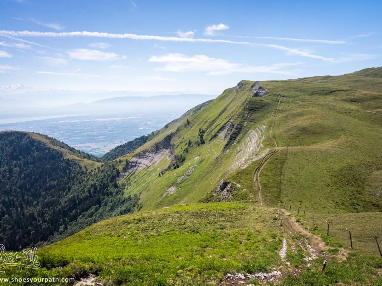 espritmontagne trekking, trekking in the alps, wild trekkings, trekking with guide, discover the mont blanc massif, mont banc tour, the Vanoise national park, the french tarentaise, discover the Gran Paradiso National Park, trekking bewteen france italy and switzerland